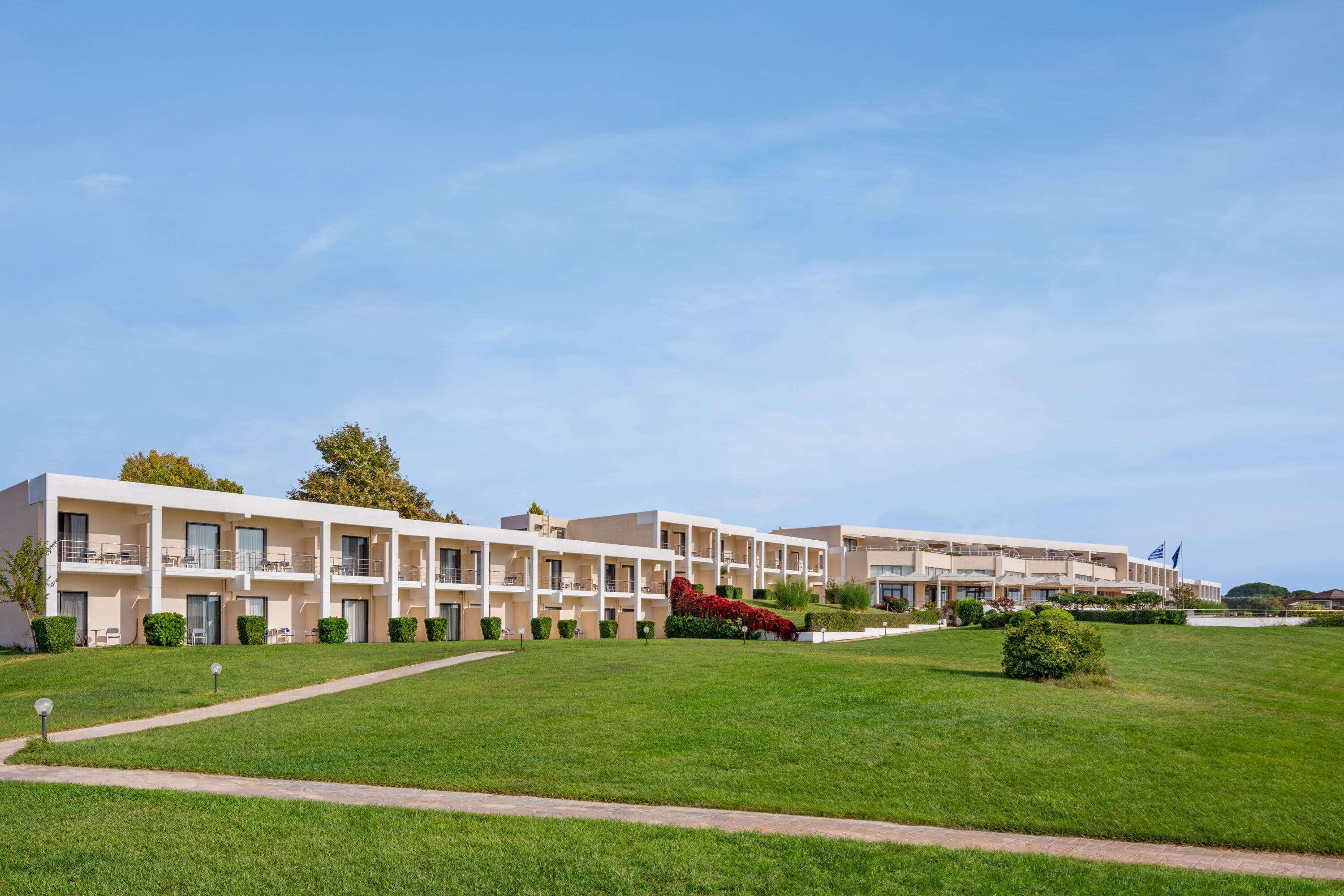 Ramada Plaza by Wyndham Thraki Hotel Alexandroupoli Bagian luar foto The complex