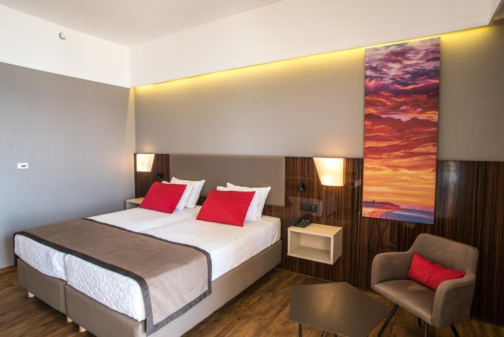 Ramada Plaza by Wyndham Thraki Hotel Alexandroupoli Bagian luar foto